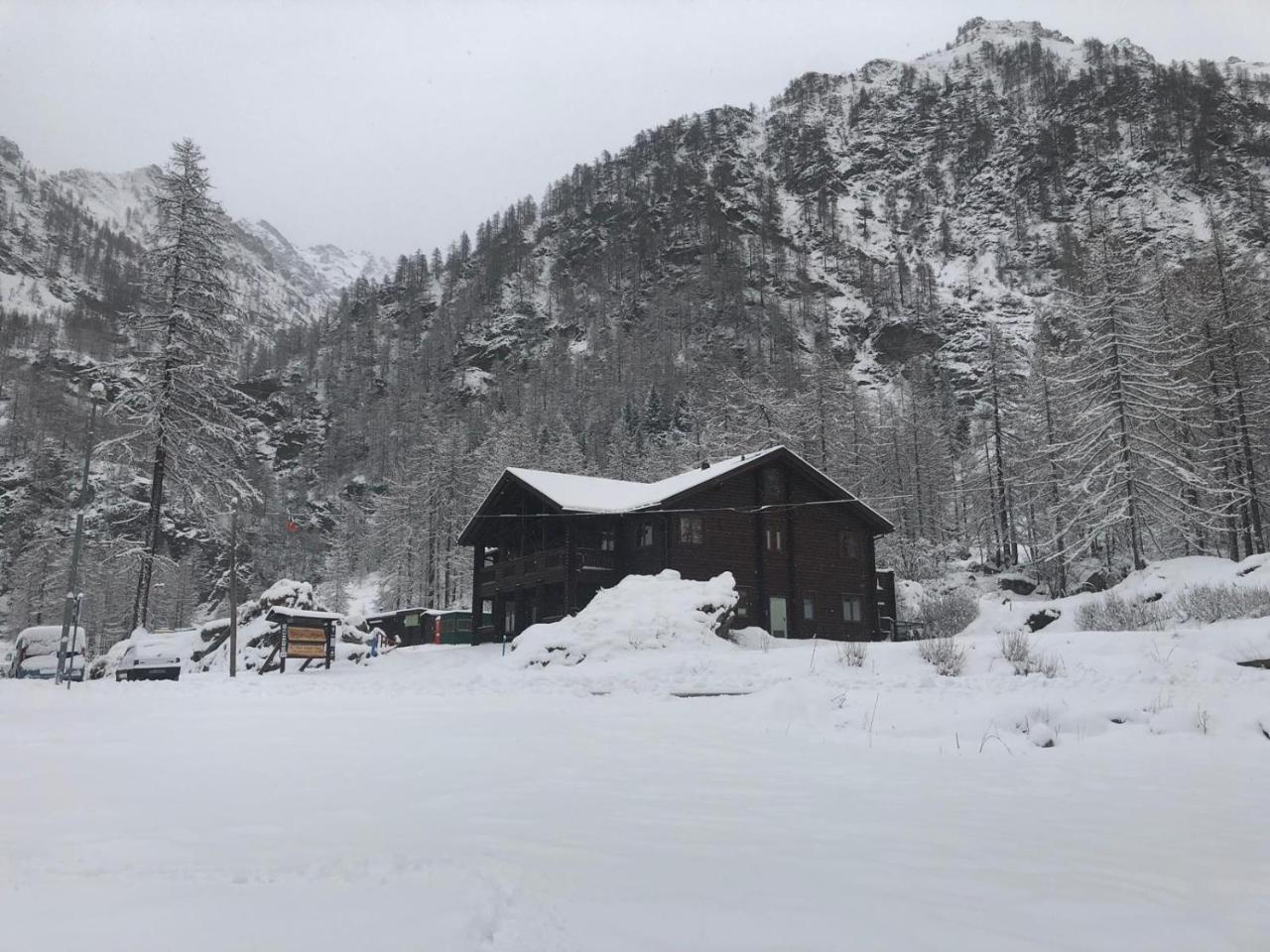 Chalet Rosa Dei Monti Piamprato Exterior photo